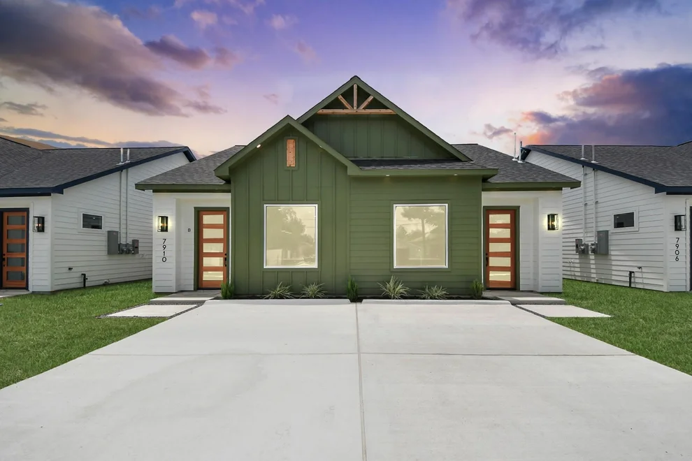 Unit for sale at 7910 Gladstone Street, Houston, TX 77051