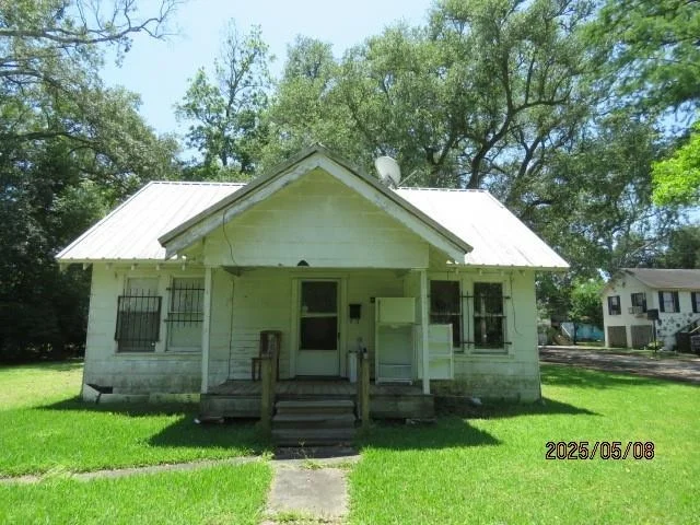 Unit for sale at 2009 Las Palmas Drive, Port Arthur, TX 77642