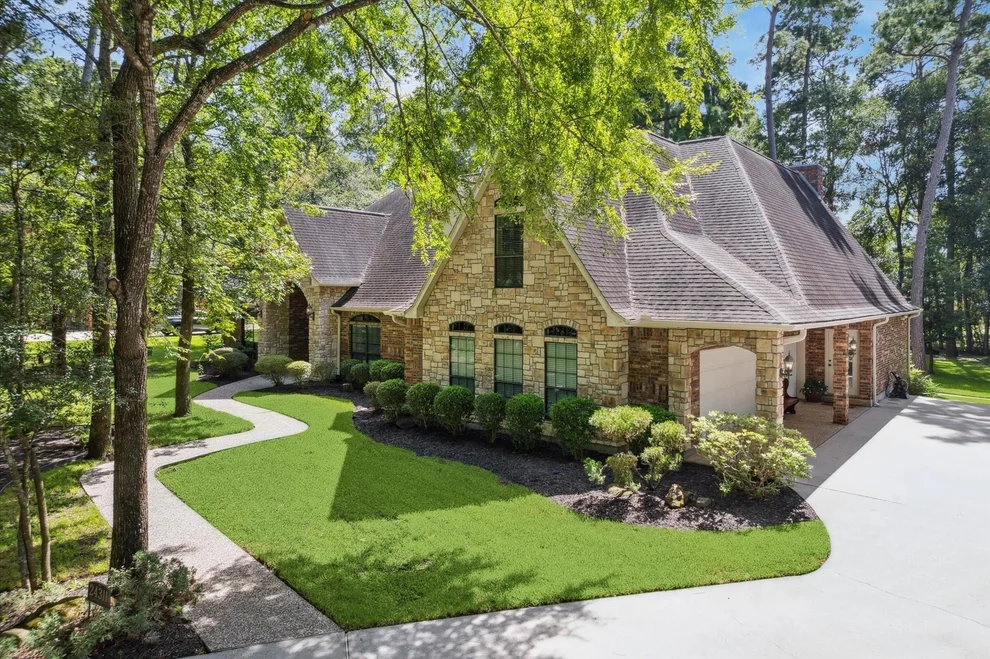 Unit for sale at 24311 Standing Oak Drive, Spring, TX 77389