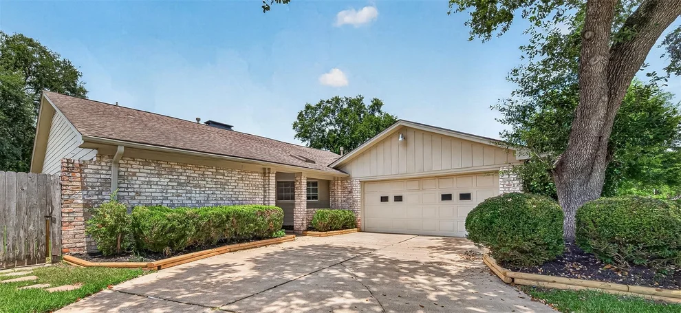 Unit for sale at 15814 Boulder Oaks Drive, Houston, TX 77084