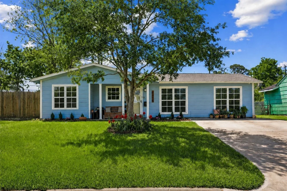 Unit for sale at 5874 Beldart Street, Houston, TX 77033
