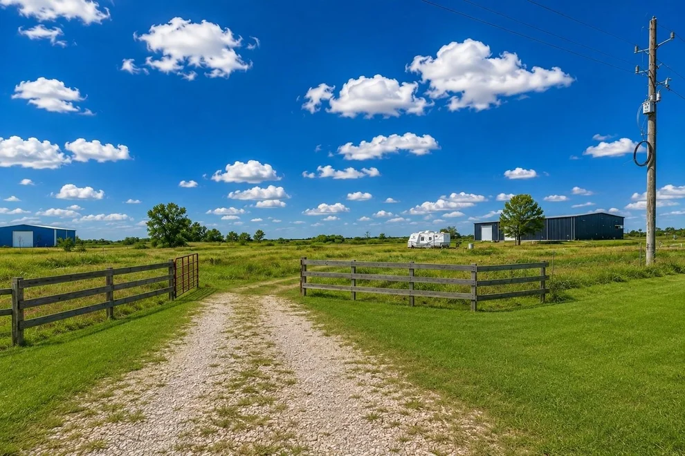 Unit for sale at 11501 Fm 1994 Road, Guy, TX 77444