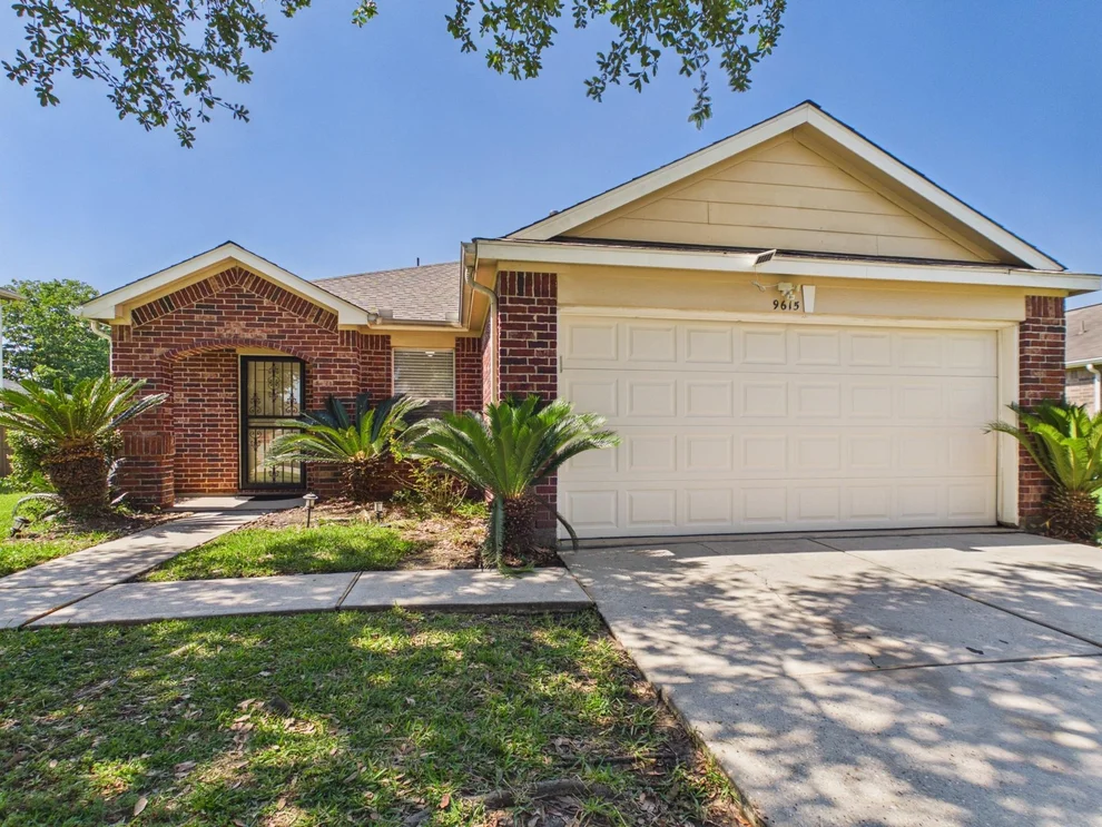 Unit for sale at 9615 Adobe Rose Drive, Humble, TX 77396