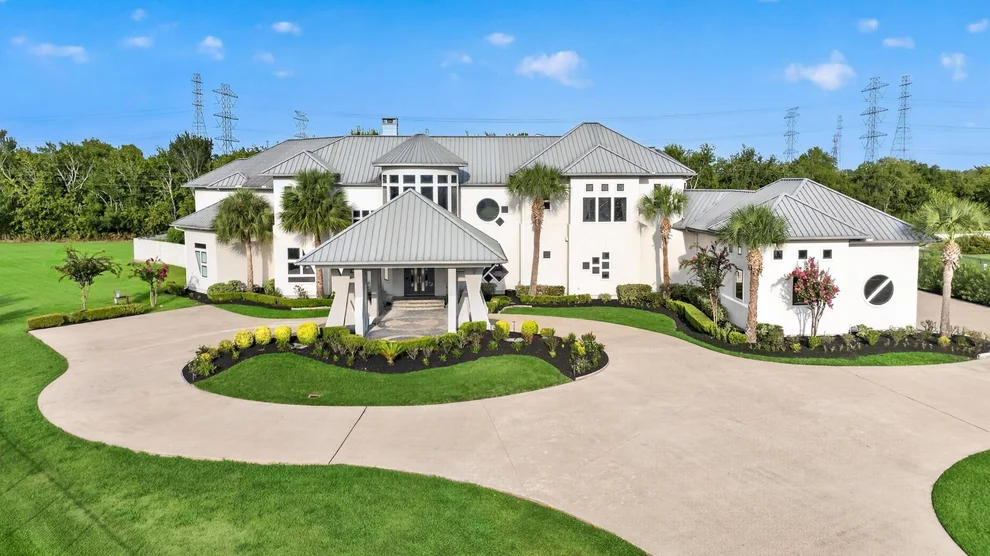Unit for sale at 4043 Maranatha, Sugar Land, TX 77479