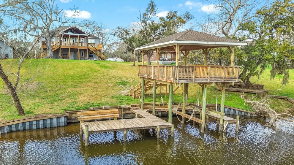Unit for sale at 4531 County Road 502d, Sweeny, TX 77480