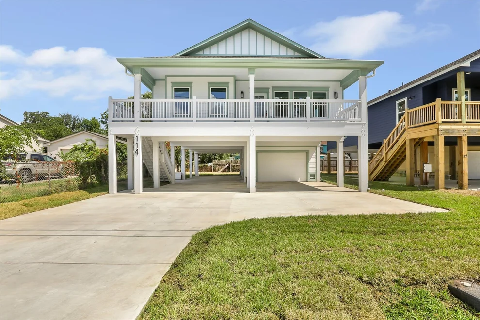 Unit for sale at 114 Dwire Drive, La Porte, TX 77571