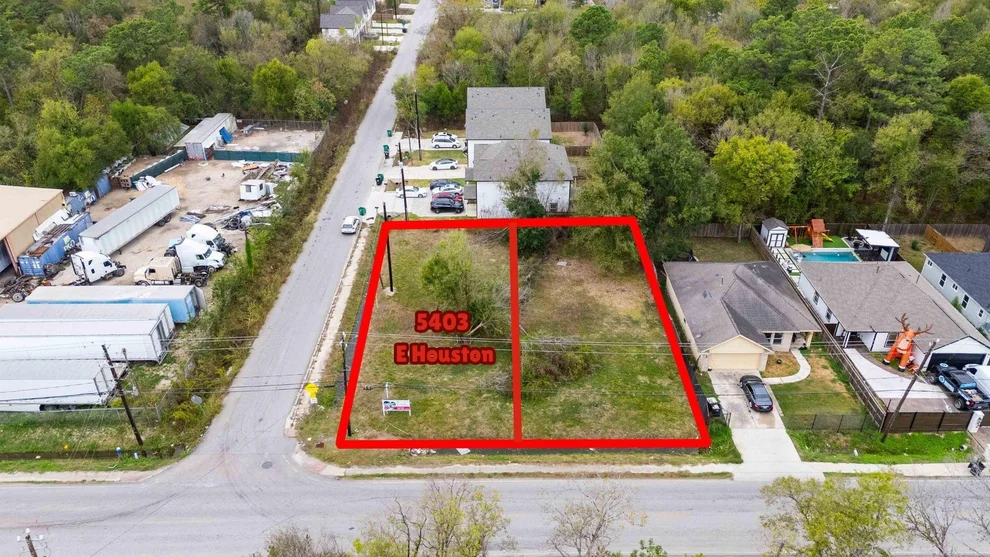 Unit for sale at 5403 E Houston Road, Houston, TX 77028