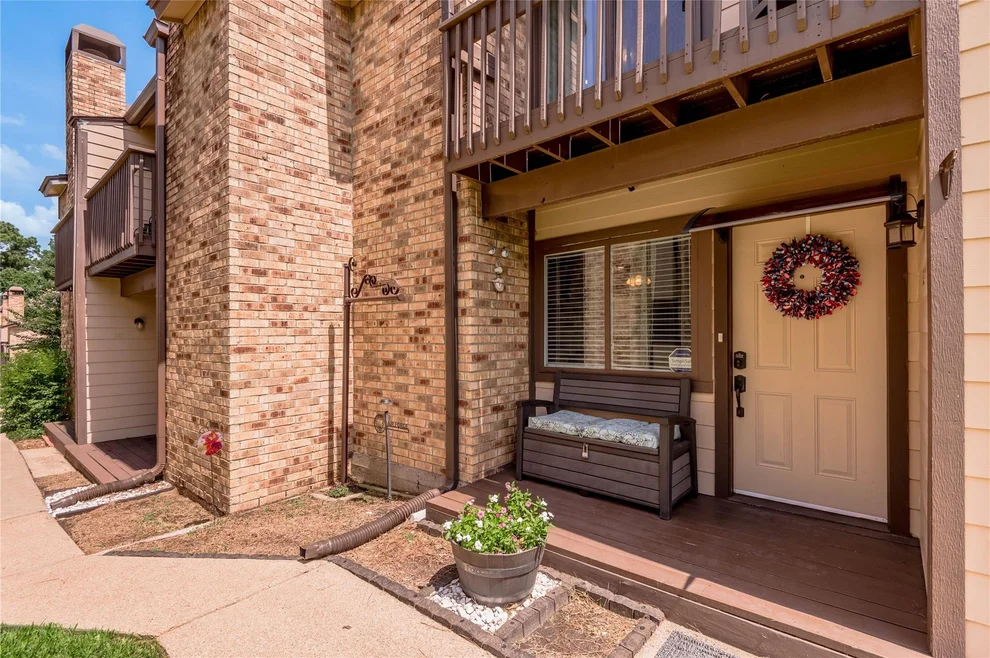 Unit for sale at 2521 Crosstimbers Street, Huntsville, TX 77320