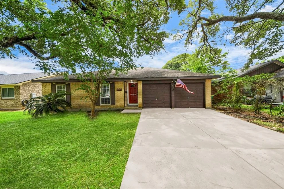 Unit for sale at 1705 Capri Lane, Seabrook, TX 77586