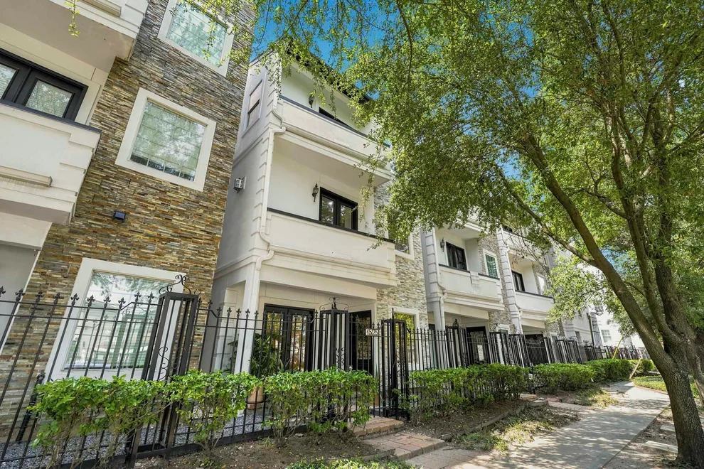 Unit for sale at 1525 Rosewood Street, Houston, TX 77004