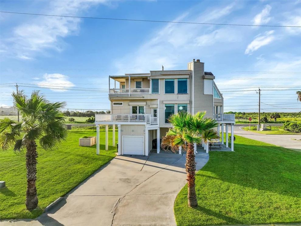 Unit for sale at 19131 Kahala Drive, Galveston, TX 77554