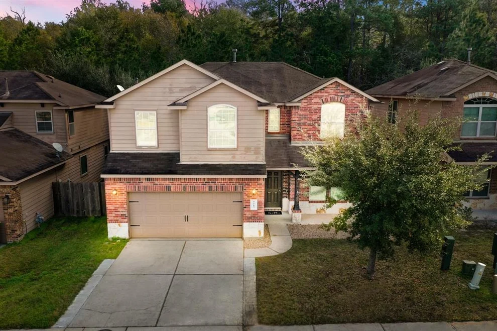 Unit for sale at 9583 E Woodmark, Conroe, TX 77304