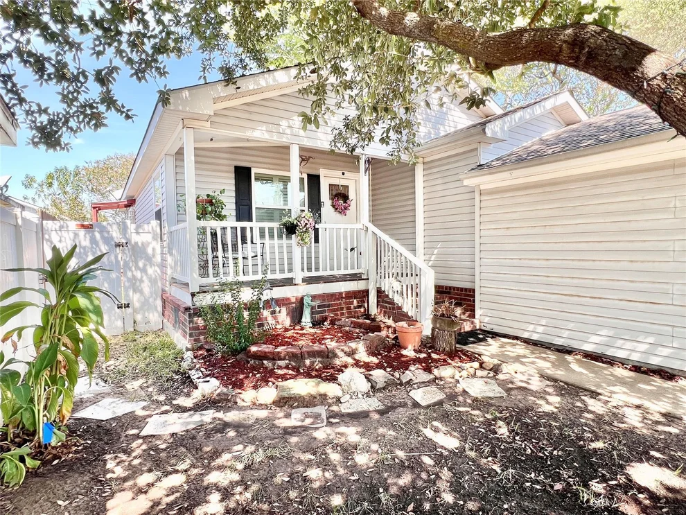Unit for sale at 10214 Elderberry Park Lane, Tomball, TX 77375