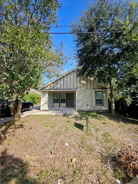 Unit for sale at 4305 Engleford Street, Houston, TX 77026