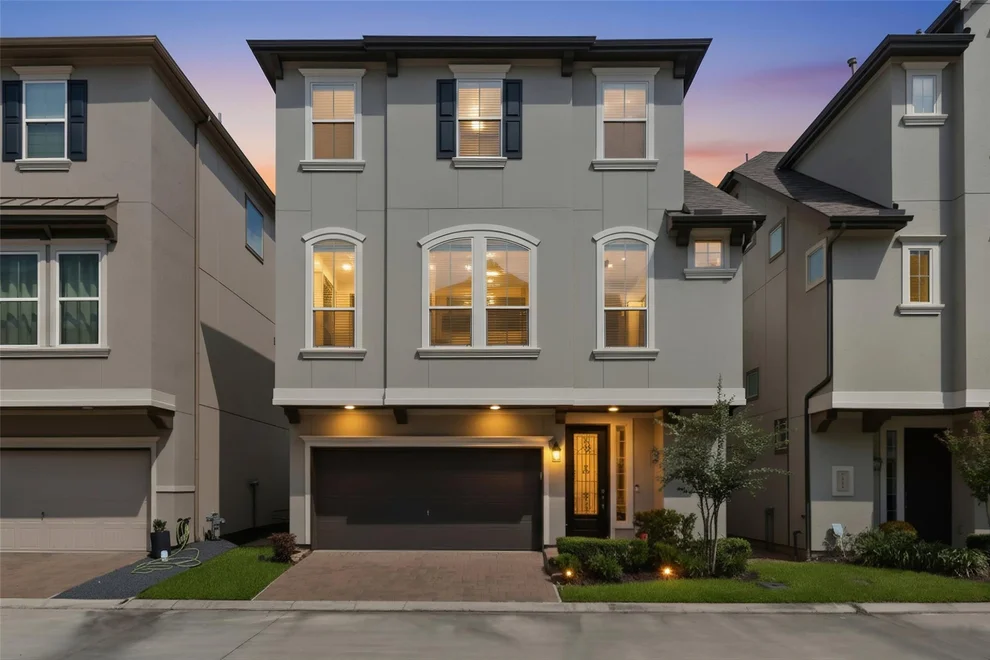 Unit for sale at 10816 Kyler Oaks Place, Houston, TX 77043