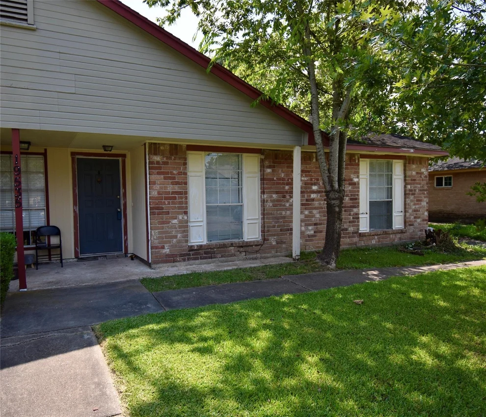 Unit for sale at 19539 Lazy Valley Drive, Katy, TX 77449