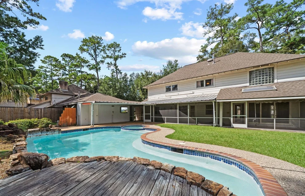 Unit for sale at 10711 Elmdale Drive, Houston, TX 77070