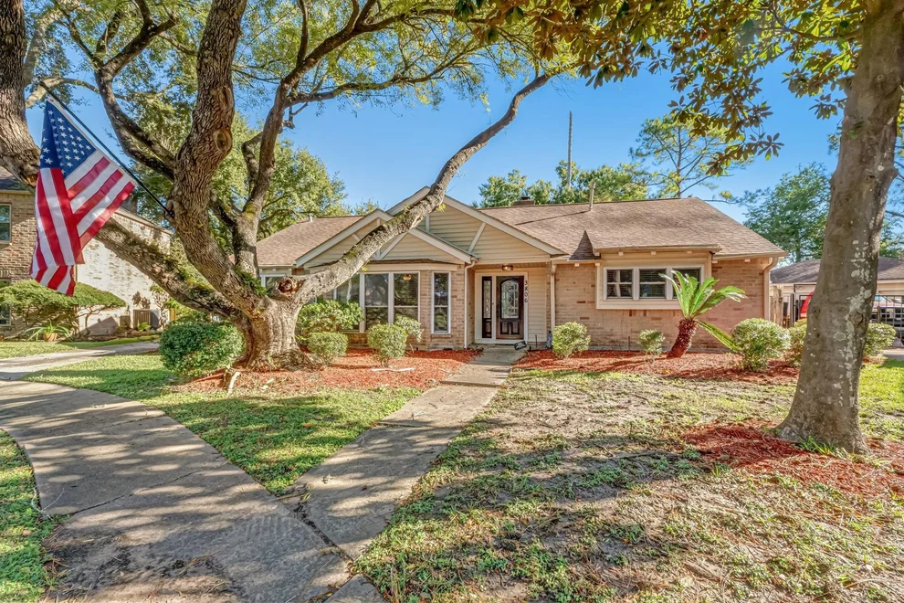 Unit for sale at 3806 Millbridge Drive, Houston, TX 77059
