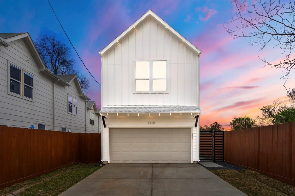 Unit for sale at 8210 Venus Street, Houston, TX 77088