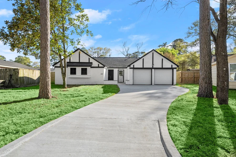 Unit for sale at 2310 Cypresstree Drive, Spring, TX 77373