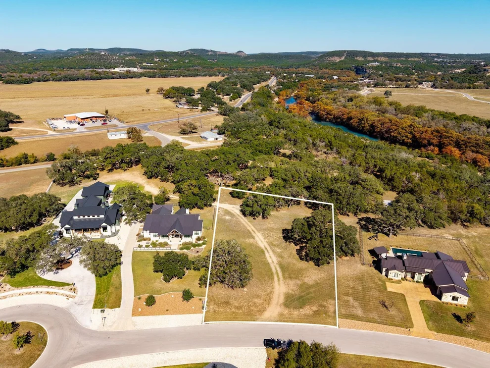 Unit for sale at 817 Bingham Lane, Canyon Lake, TX 78132