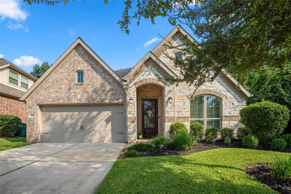 Unit for sale at 227 Capriccio Lane, Montgomery, TX 77316