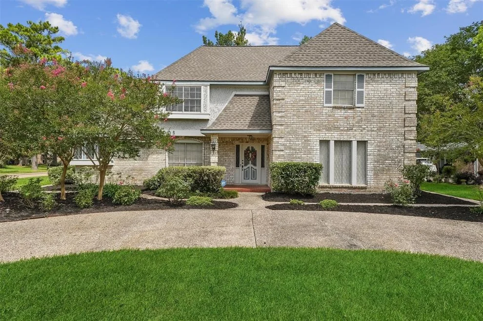 Unit for sale at 8003 Hurst Forest Drive, Humble, TX 77346