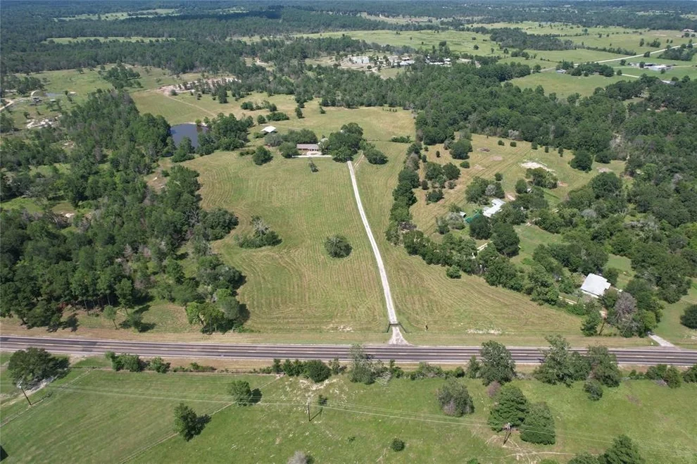 Unit for sale at 1096 Fm 247 Road, Huntsville, TX 77320