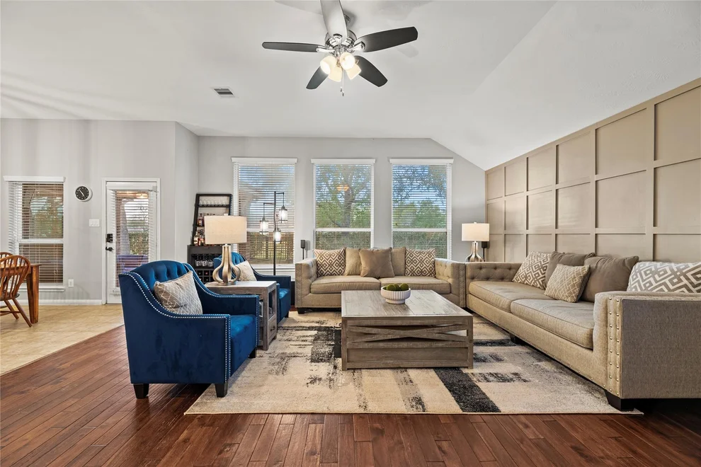 Unit for sale at 3106 London Lane, Missouri City, TX 77459