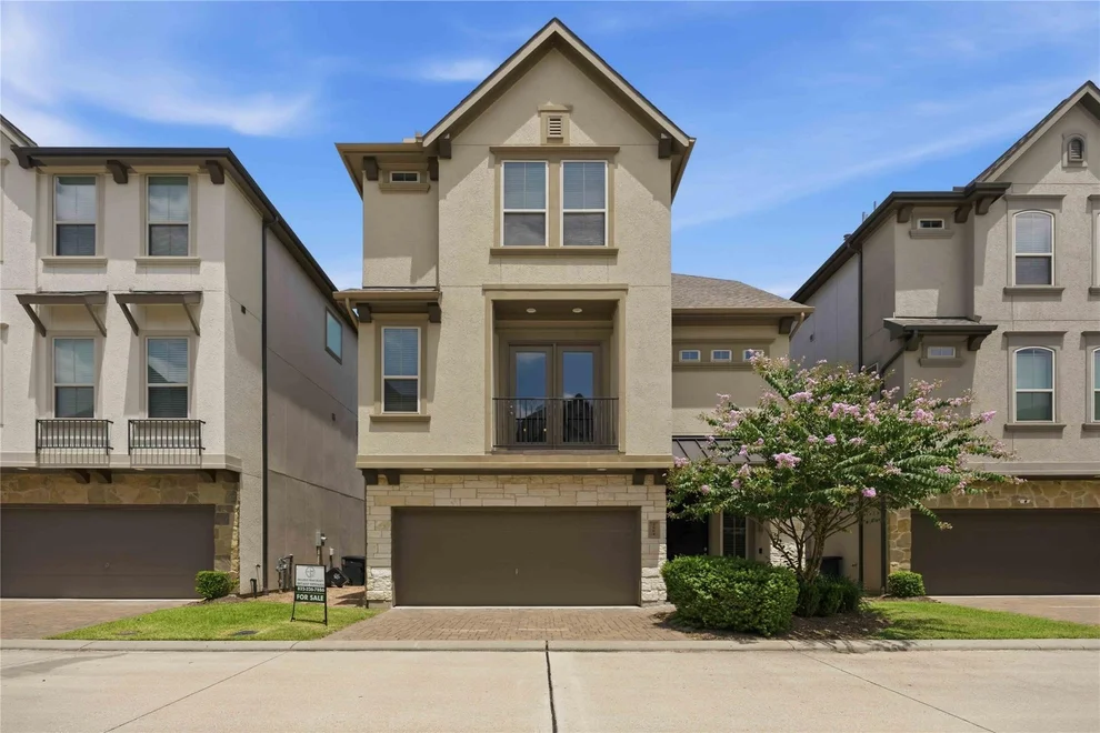 Unit for sale at 3904 Centre Plains Way, Houston, TX 77043