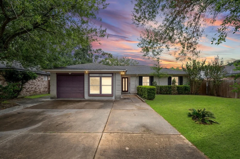 Unit for sale at 1322 Saddle Rock Drive, Houston, TX 77088