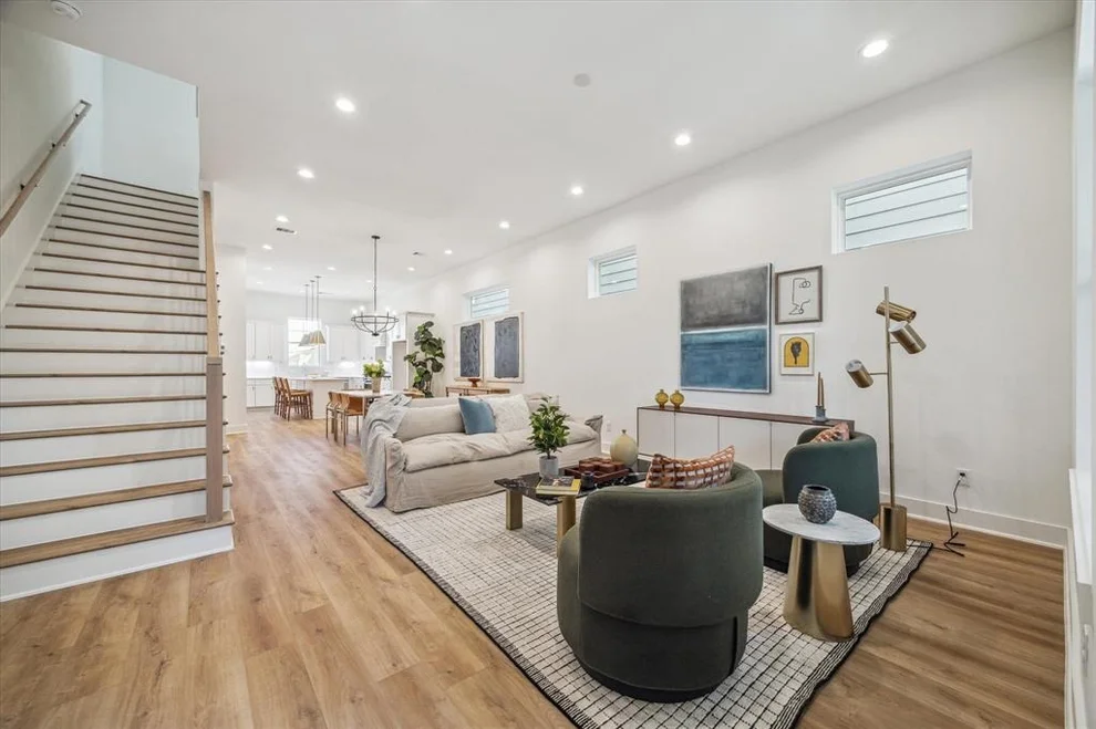Unit for sale at 4121 De George Street, Houston, TX 77009