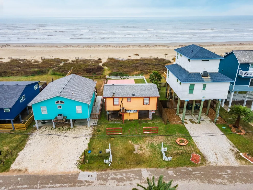 Unit for sale at 17423 Bristow Drive, Galveston, TX 77554