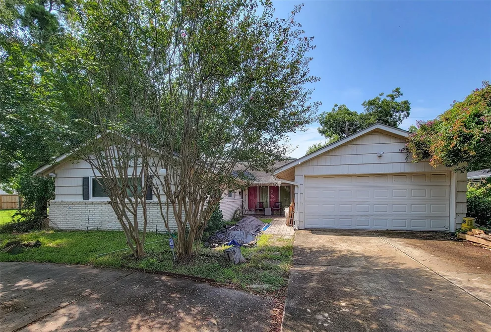 Unit for sale at 5325 Schumacher Lane, Houston, TX 77056