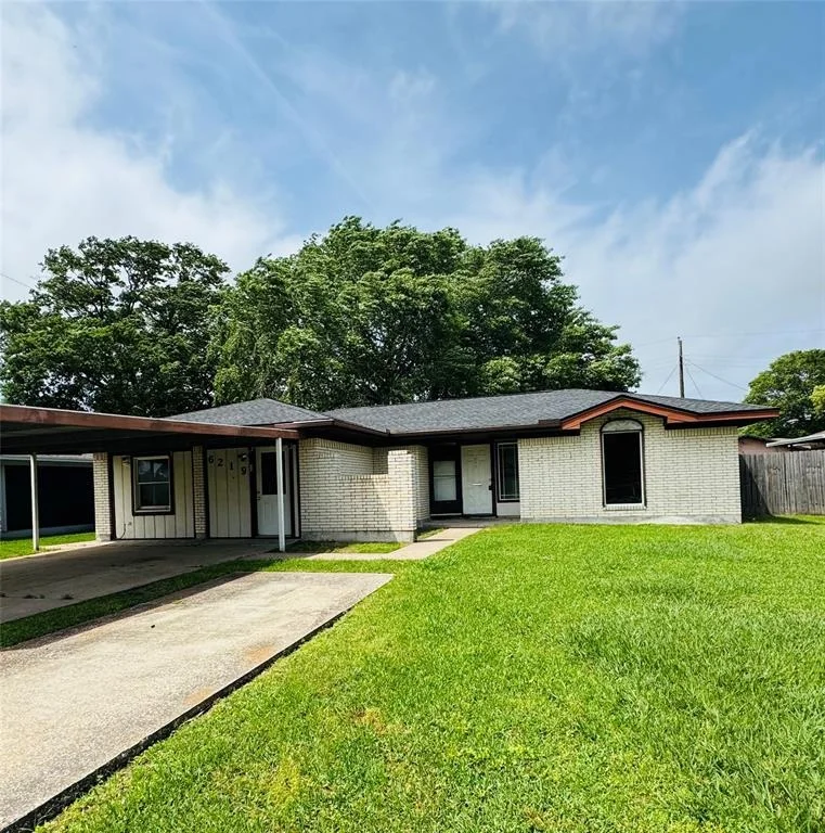 Unit for sale at 6219 16th Street, Port Arthur, TX 77642