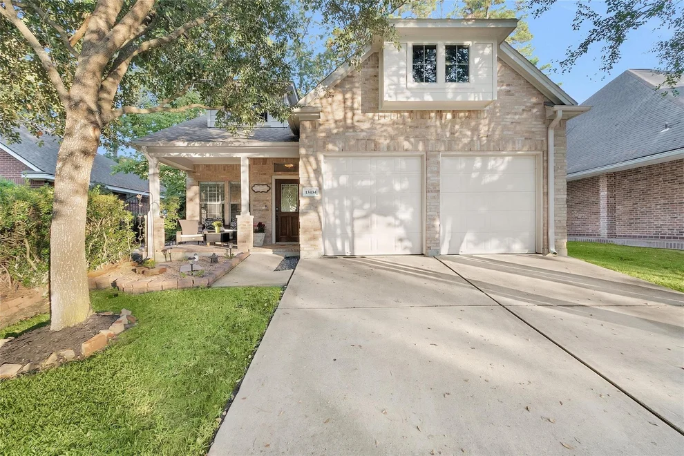 Unit for sale at 13434 Hilton Head Drive, Montgomery, TX 77356
