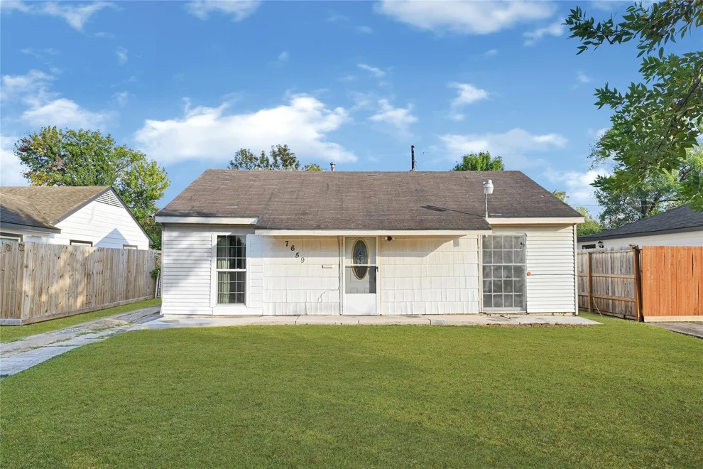 Unit for sale at 7659 Greenstone Street, Houston, TX 77087