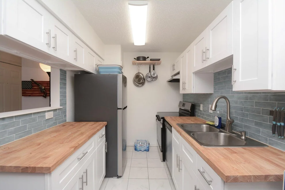 Unit for sale at 12660 Ashford Point Drive, Houston, TX 77082