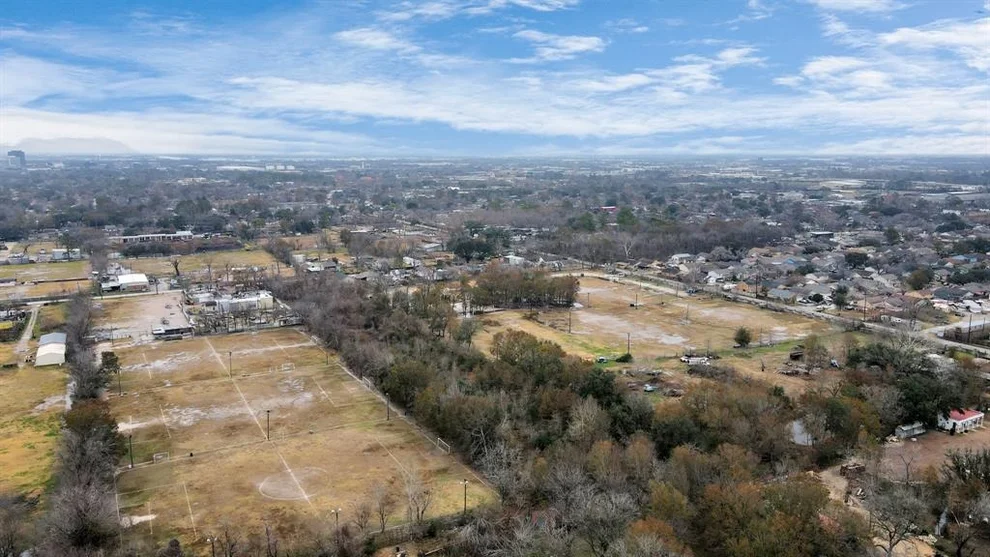 Unit for sale at 312 Hambrick Road, Houston, TX 77060