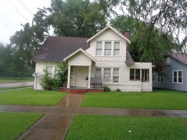 Unit for sale at 3230 Ohio Street, Baytown, TX 77520