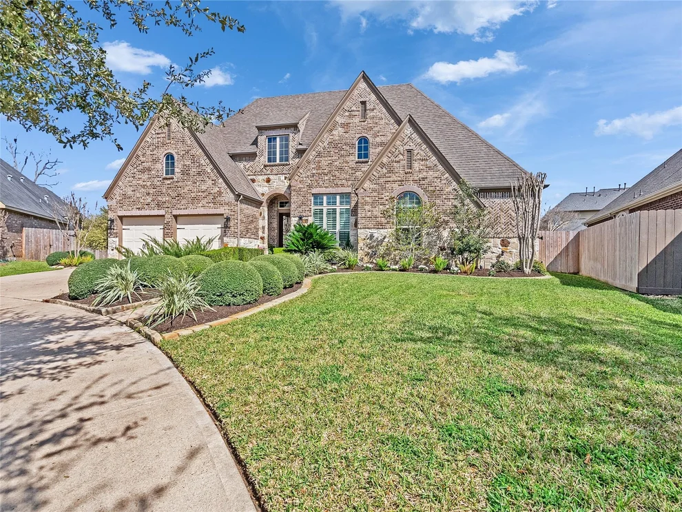 Unit for sale at 7 Lost Oak Court, Sienna Plantation, TX 77459