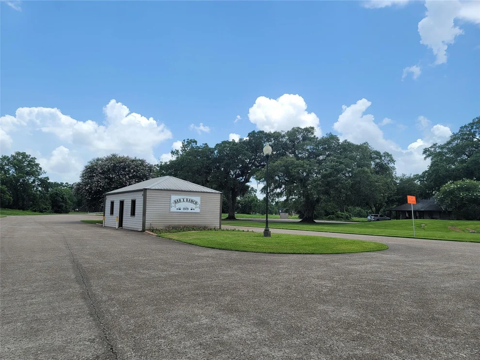 Unit for sale at 0000 Apache Trail, Angleton, TX 77515