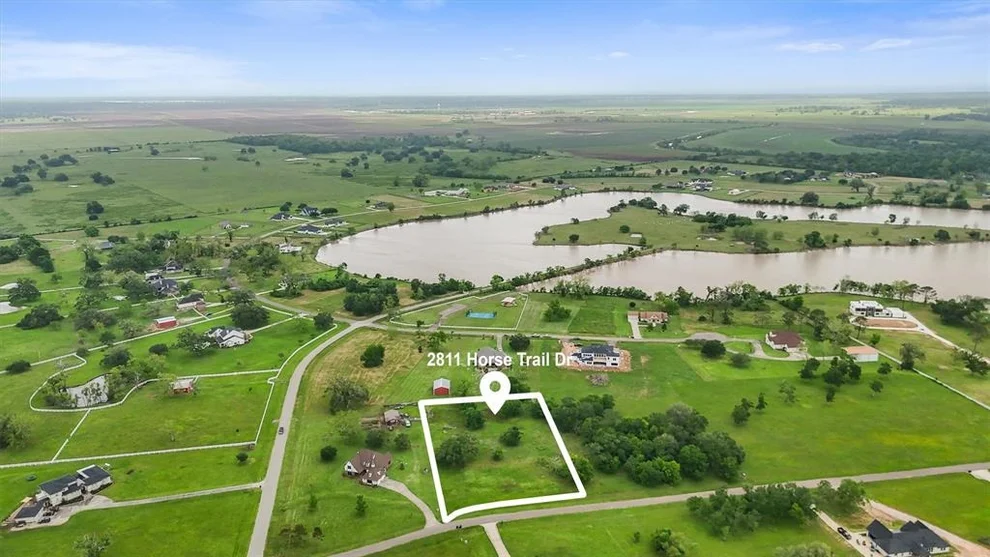 Unit for sale at 2811 Horse Trail Drive, Rosharon, TX 77583
