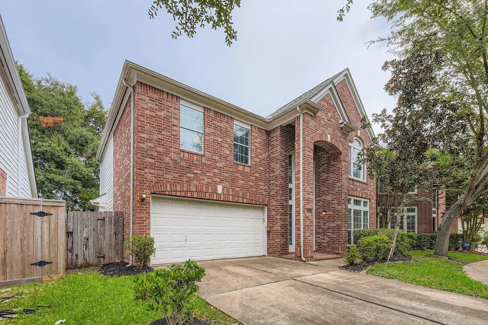 Unit for sale at 4006 Creek Ridge Lane, Missouri City, TX 77459