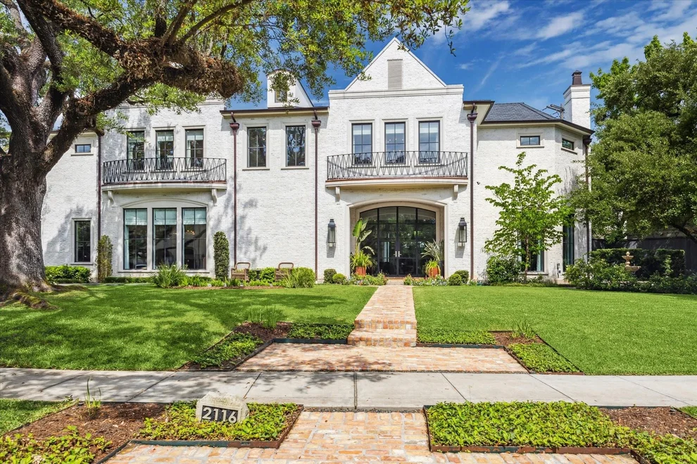 Unit for sale at 2116 Looscan Lane, Houston, TX 77019