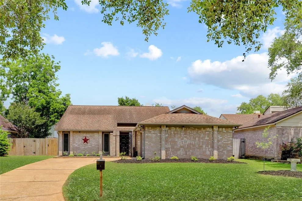 Unit for sale at 6202 Arcadian Shores Drive, Houston, TX 77084