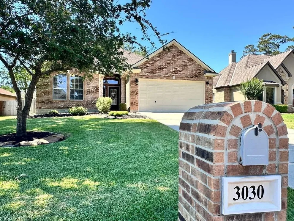 Unit for sale at 3030 Lake Island Drive, Montgomery, TX 77356