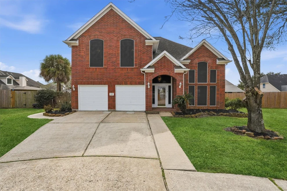 Unit for sale at 8203 Poplar Court, Baytown, TX 77523