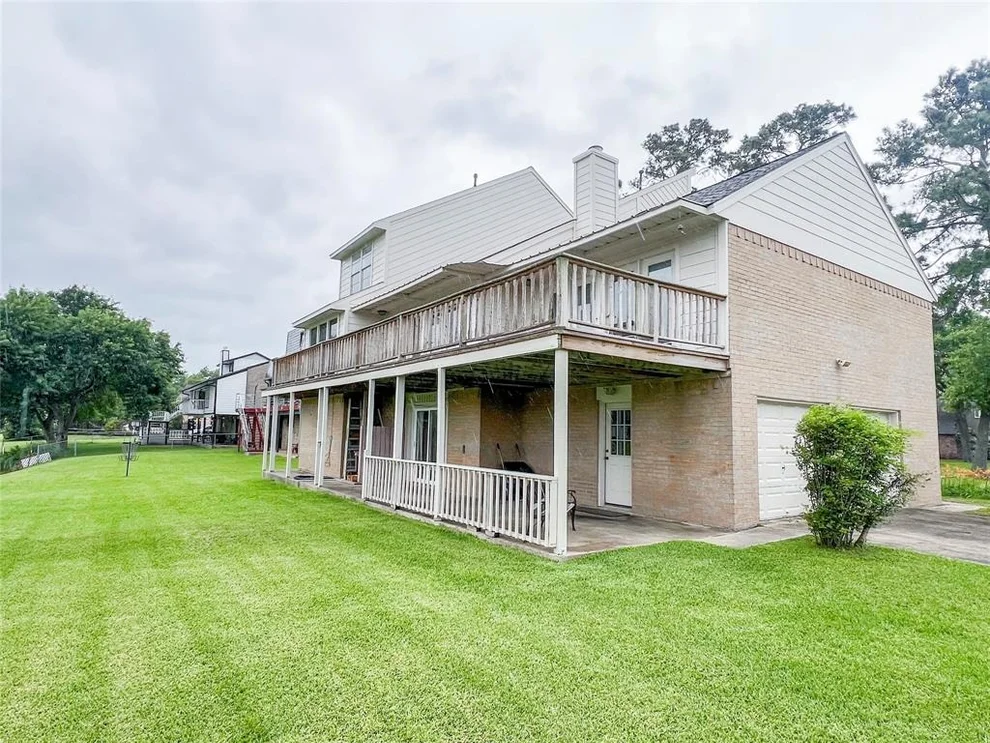 Unit for sale at 3203 Bayou Drive, La Porte, TX 77571