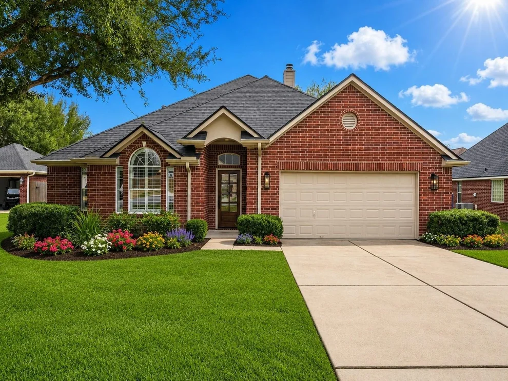 Unit for sale at 3811 Doveswood Circle, Needville, TX 77461